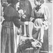 Vendeuses de fleurs au panier